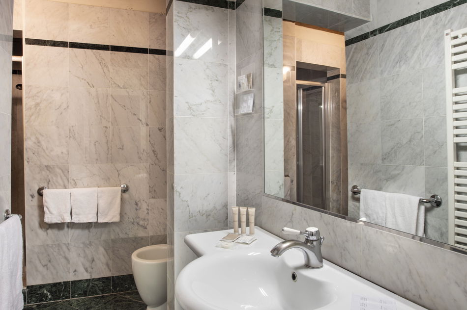 Hotel Grifone Firenze Room Example