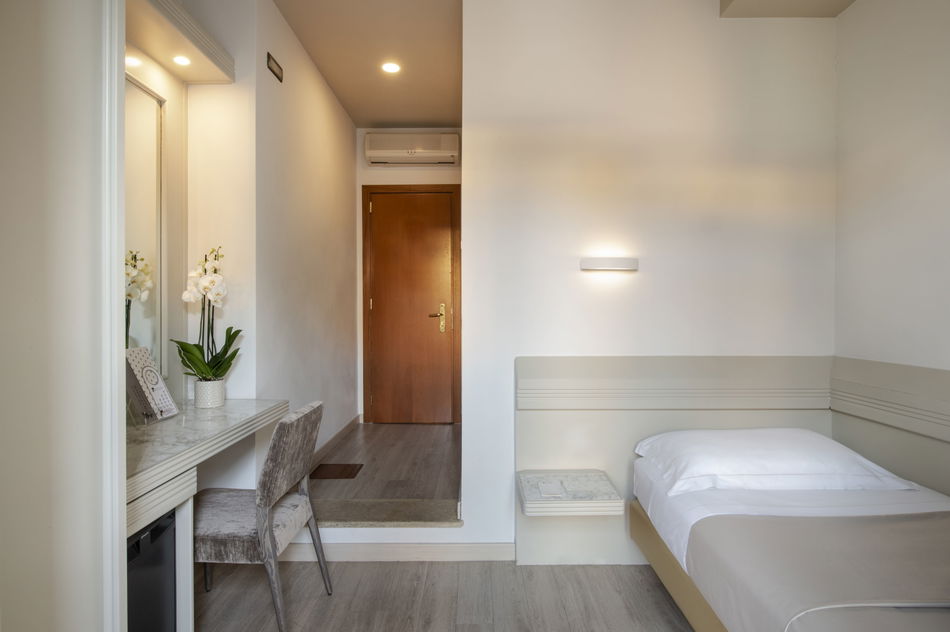 Hotel Grifone Firenze Room Example