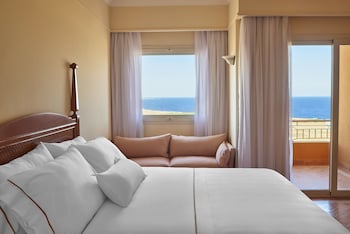 3957112-the-cascades-golf-resort-spa-thalasso.jpg