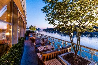 2575474-grand-hotel-les-trois-rois.jpg