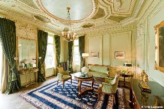 2576008-grand-hotel-les-trois-rois.jpg