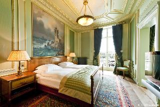 2576059-grand-hotel-les-trois-rois.jpg