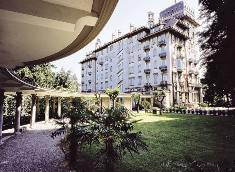 Palace Grand Exterior