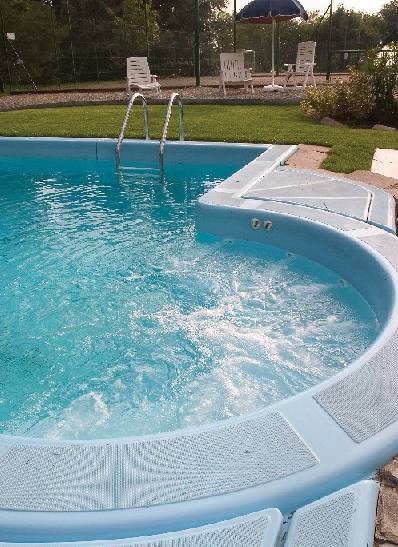 Palace Grand Outdoor Pool