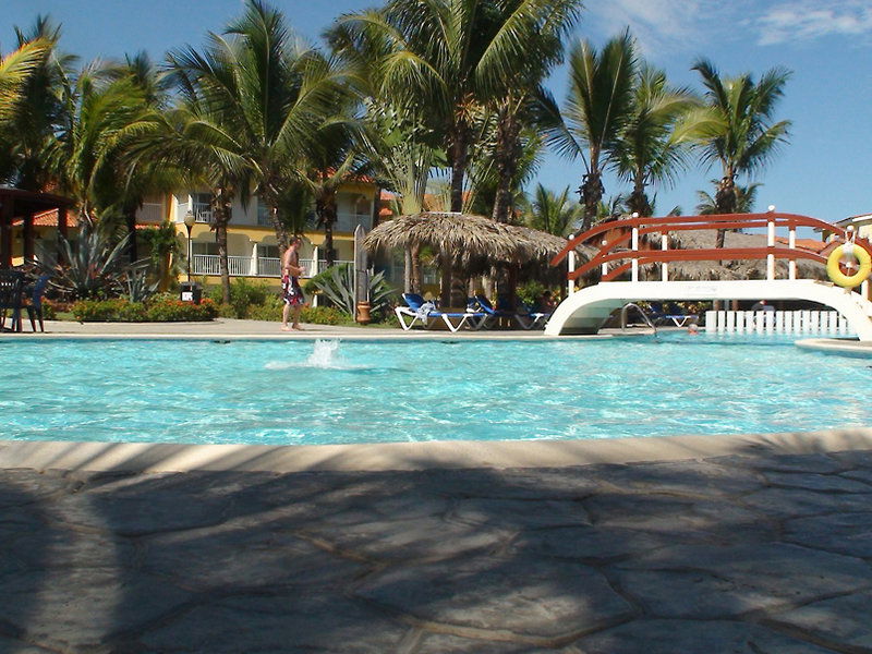 Viva Wyndham Tangerine - All-Inclusive Resort Outdoor Pool