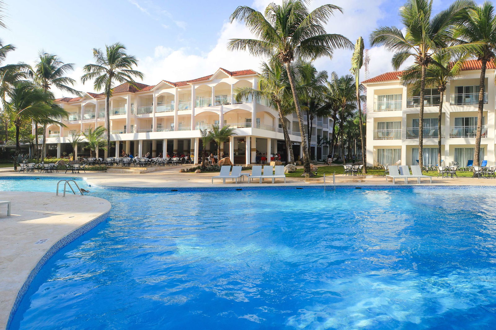 Viva Wyndham Tangerine - All-Inclusive Resort Exterior