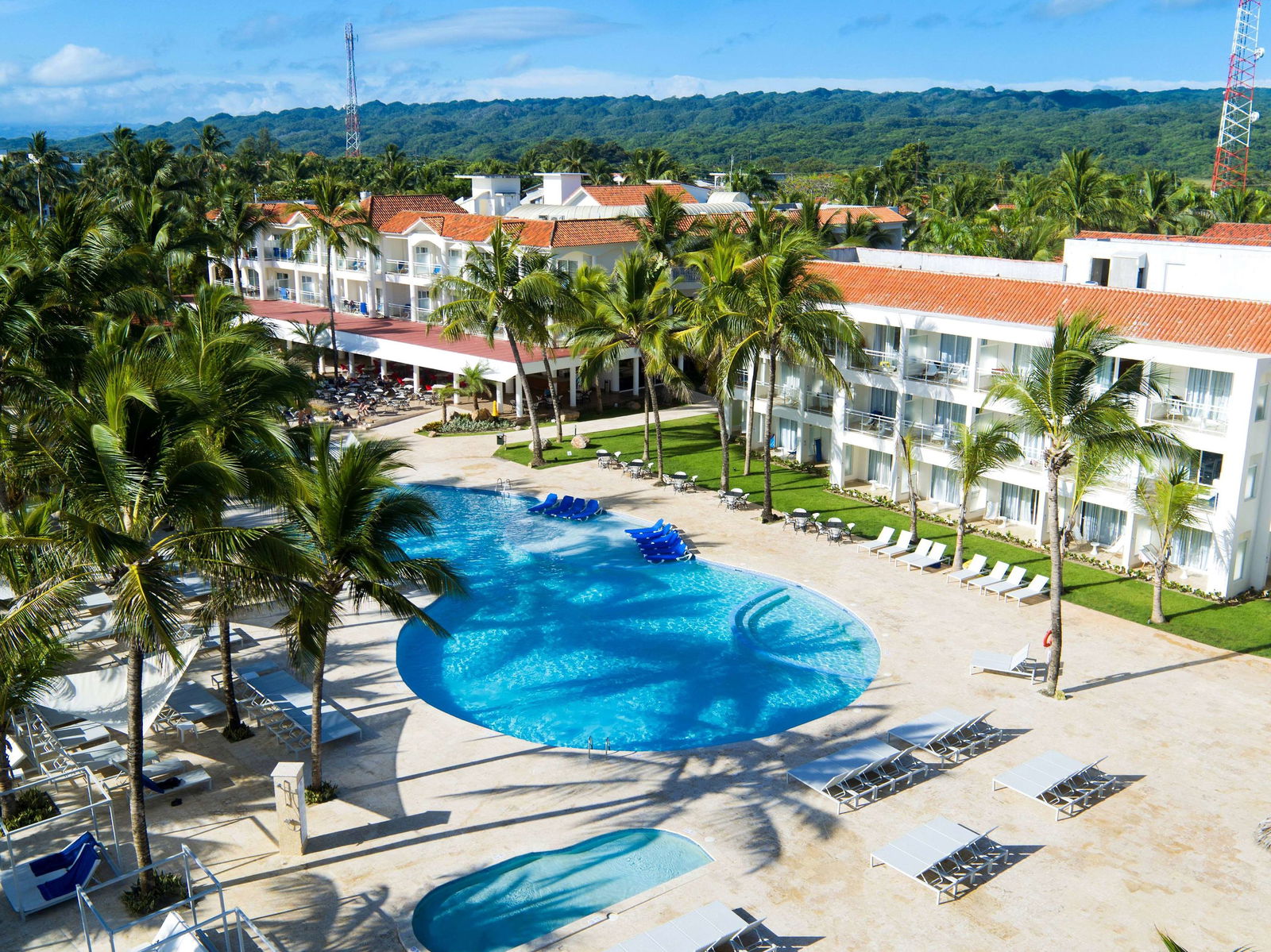 Viva Wyndham Tangerine - All-Inclusive Resort Outdoor Pool