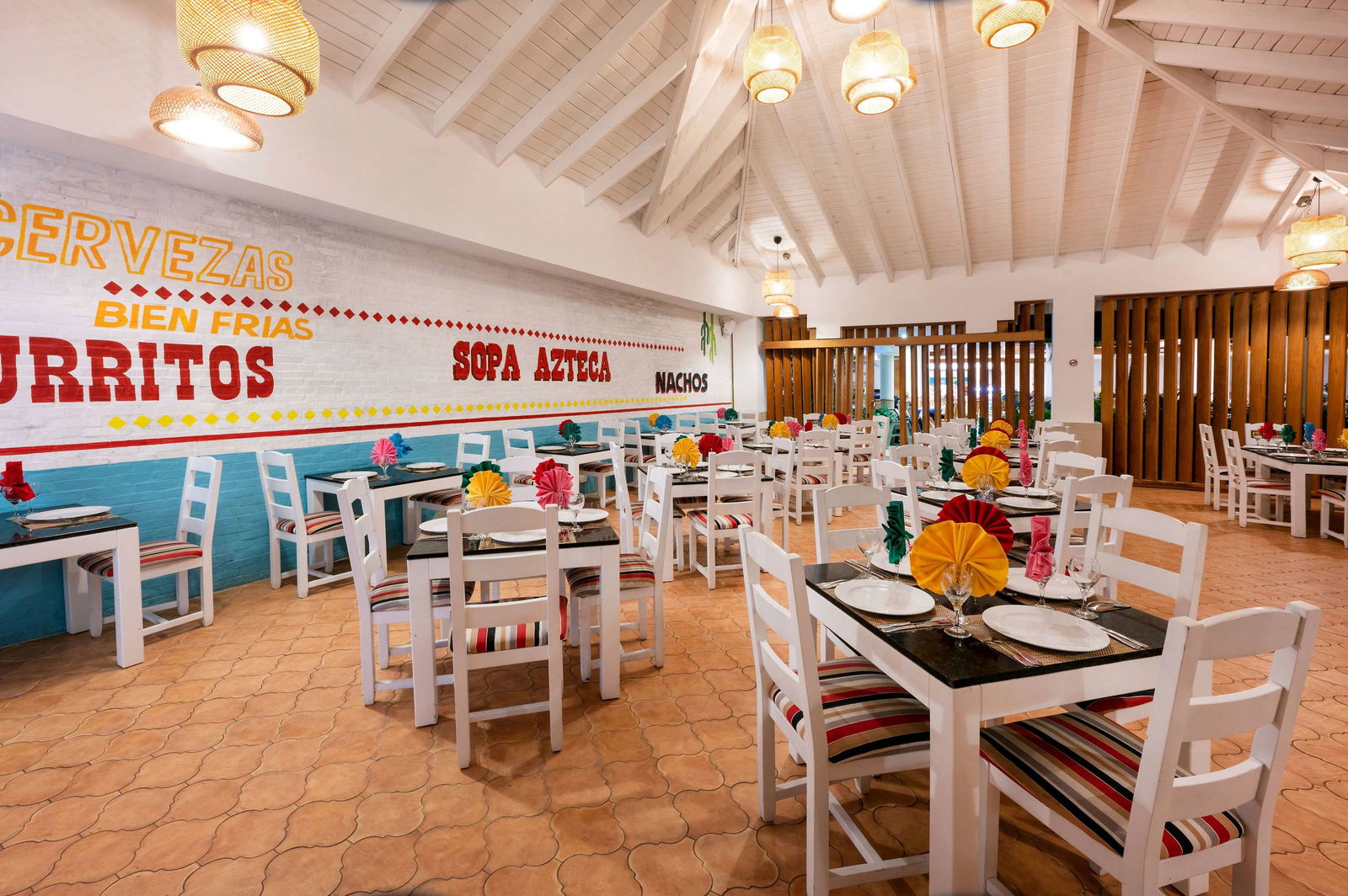 Viva Wyndham Tangerine - All-Inclusive Resort Restaurant