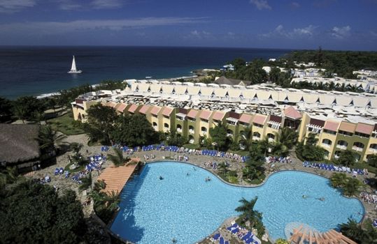 Casa Marina Beach & Reef Outdoor Pool