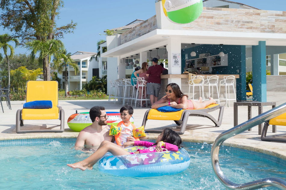 Emotions Playa Dorada Outdoor Pool