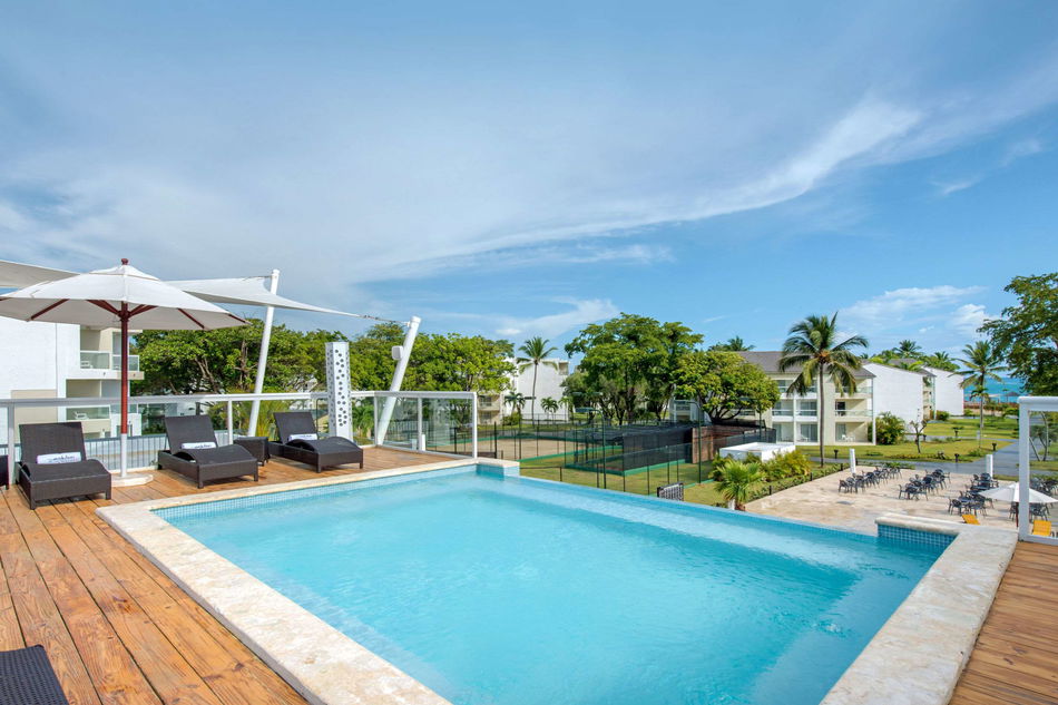 Emotions Playa Dorada Outdoor Pool