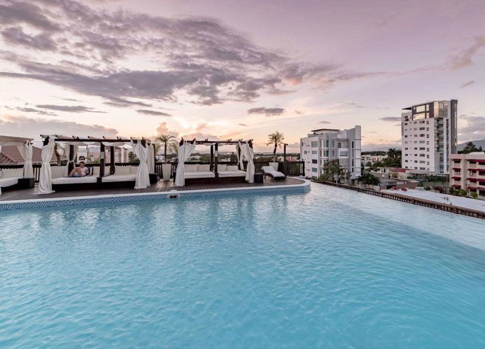 Hodelpa Gran Almirante Hotel & Casino Outdoor Pool