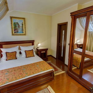 Hotel Vila Paris cazare Bucuresti