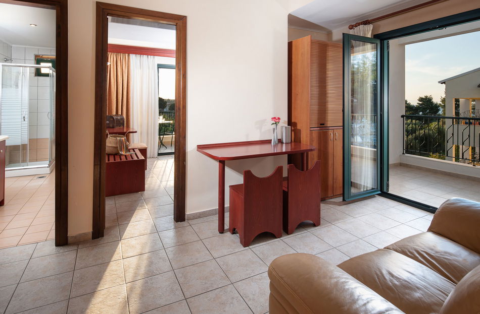 Lesse Hotel