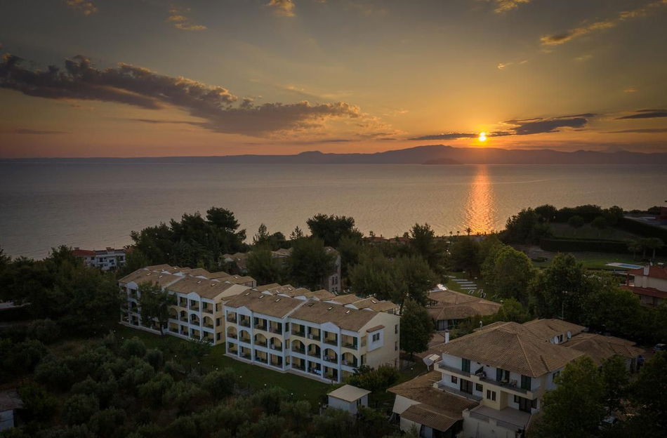 Lesse Hotel