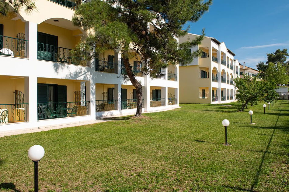 Lesse Hotel