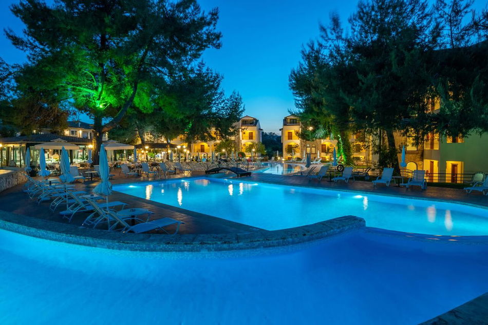 Lesse Hotel