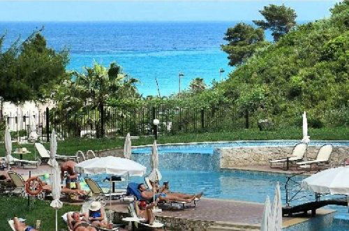 Lesse Hotel