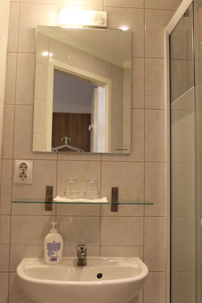 Hotel Omega Guesthouse Budapest
