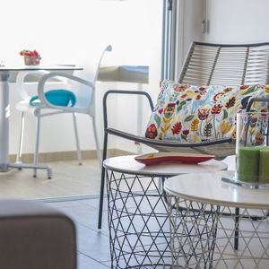 Hotel Mackenzie Zoe Seafront Suite cazare Larnaca