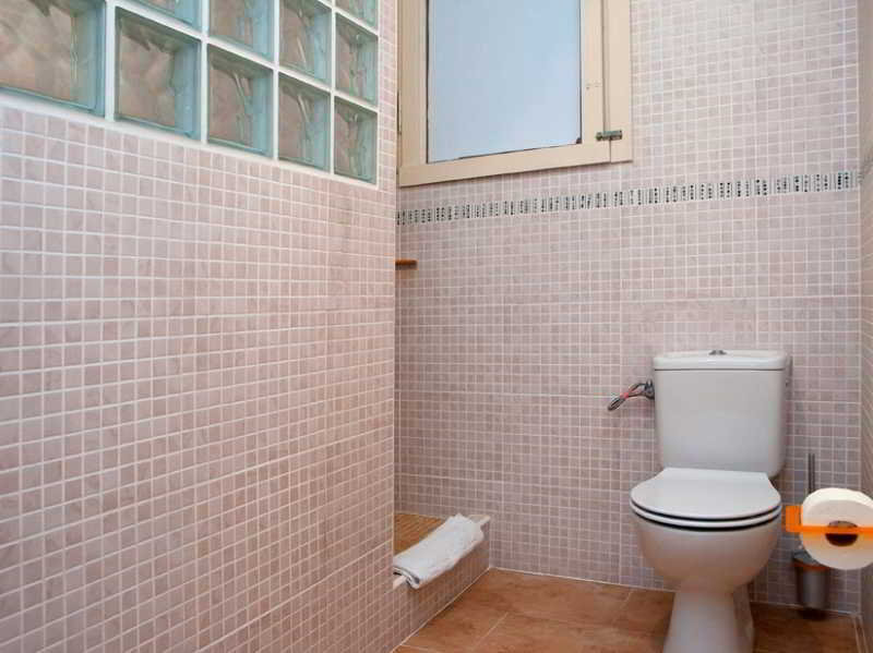 2570319-hostal-martinval.jpg