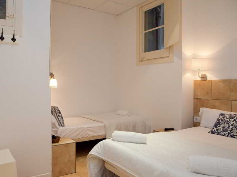 2570519-hostal-martinval.jpg