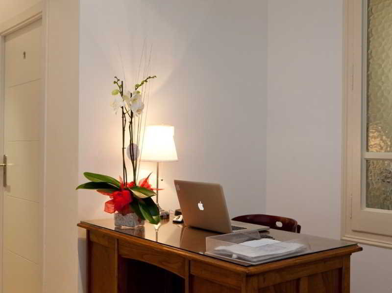 2570566-hostal-martinval.jpg