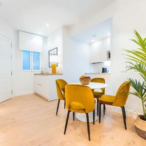 Hotel Debambú Suites cazare Malaga