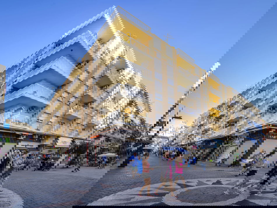 3702603-apartamentos-avenida.jpg