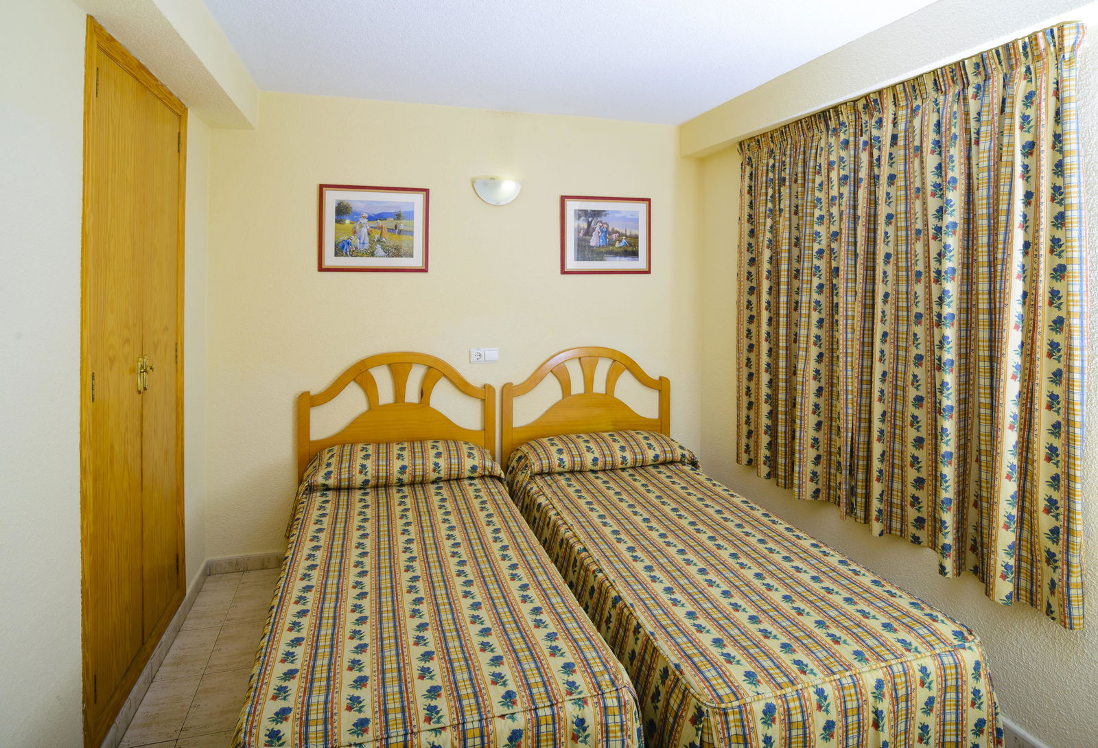 3702847-apartamentos-avenida.jpg