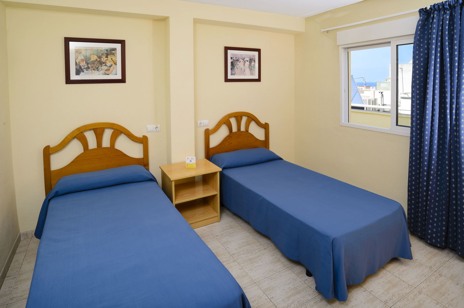 3702967-apartamentos-avenida.jpg