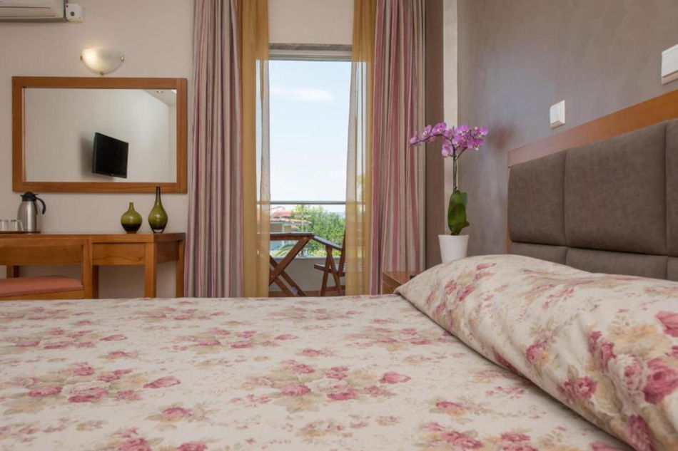Aethria Hotel