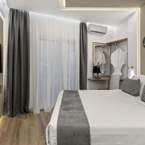 Sejur Athens Warehouse Boutique Hotel & Suites vacanta Atena