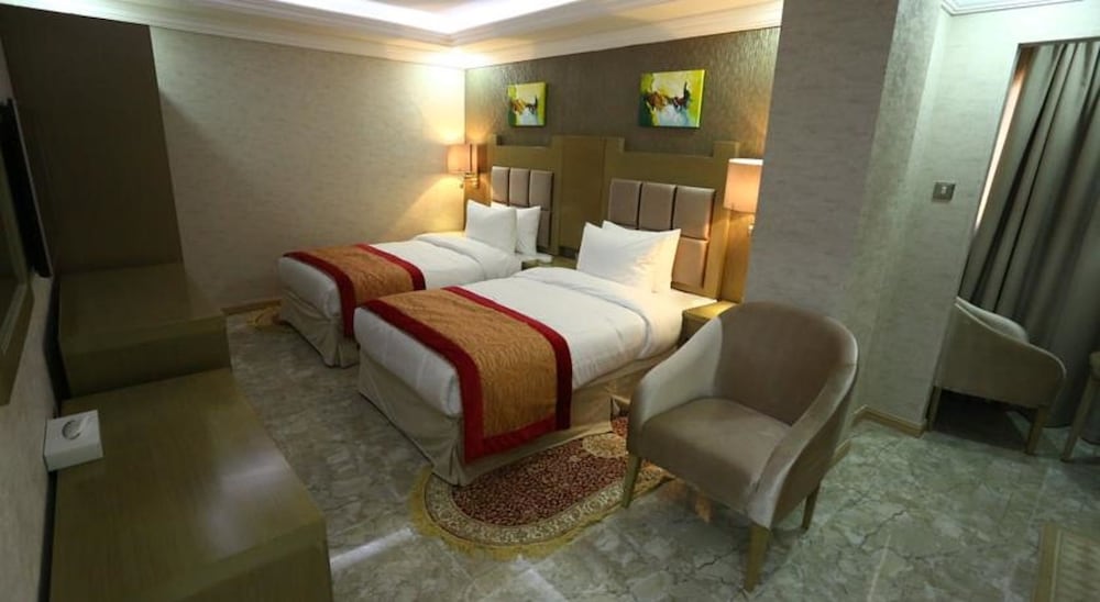 Hotel Sun And Sands Plaza