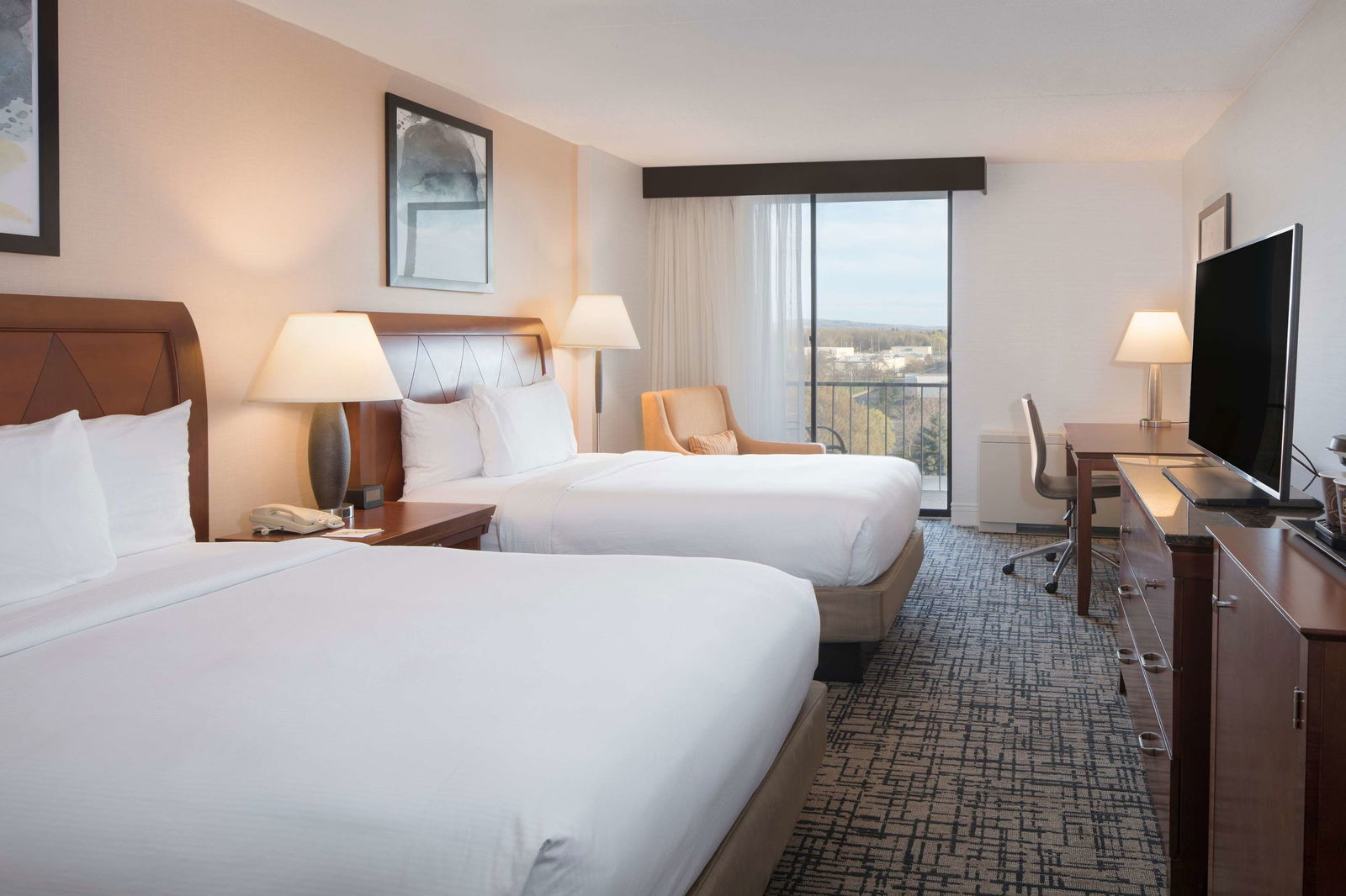DoubleTree by Hilton Hotel Syracuse Room Example