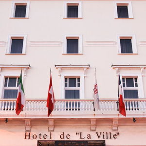 Hotel De La Ville cazare Civitavecchia
