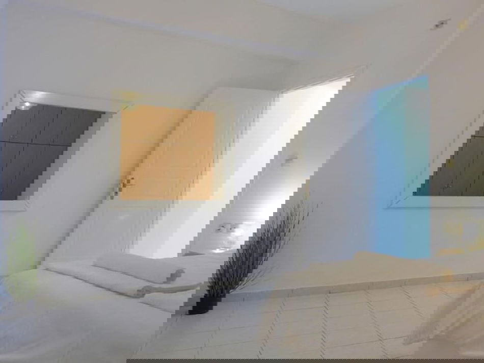 2206773-kalamaki-plaza-apartments-ptero.jpg