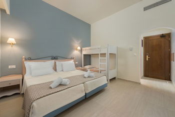 2084797-matoula-beach-hotel.jpg