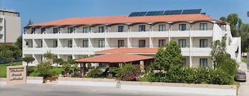 2084884-matoula-beach-hotel.jpg