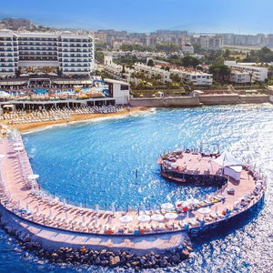 Hotel Azura Deluxe Resort cazare Alanya