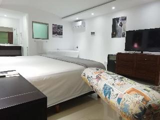 2534292-spazio-boutique.jpg