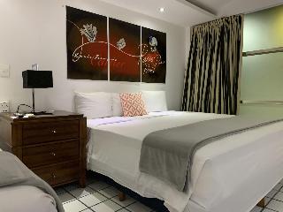 2534388-spazio-boutique.jpg