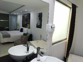 2534797-spazio-boutique.jpg