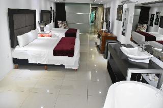 2535055-spazio-boutique.jpg
