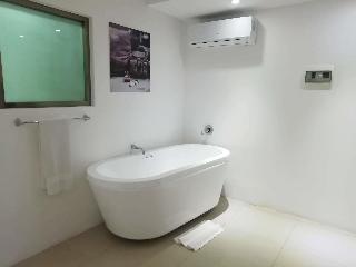 2535156-spazio-boutique.jpg