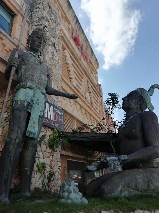 2535405-spazio-boutique.jpg