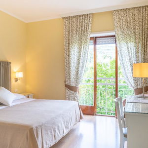 Hotel Regina cazare Sorrento