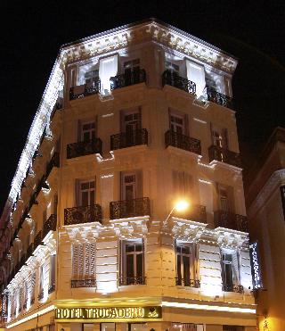 2308790-trocadero.jpg