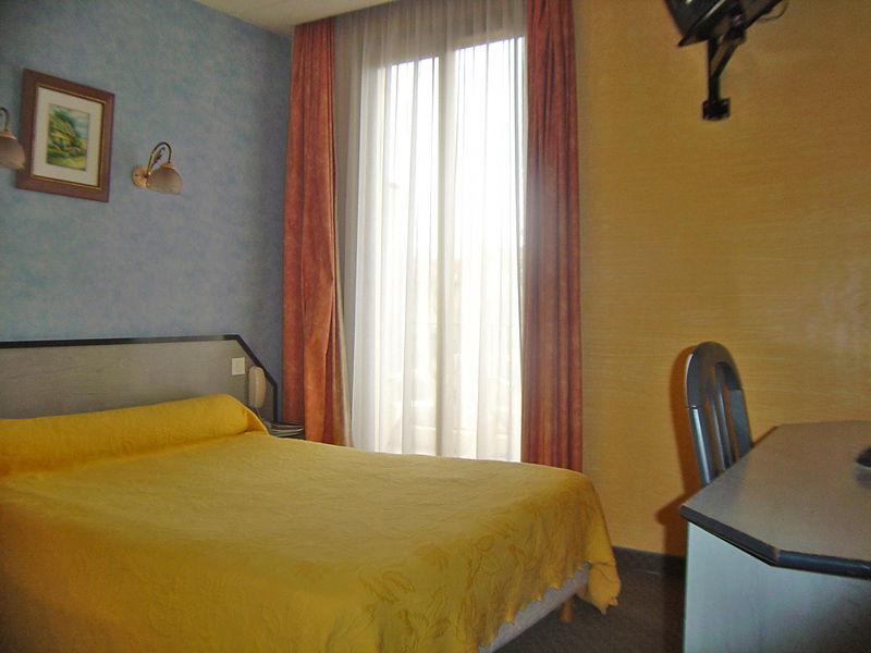 Hôtel Esprit d'Azur Room Example