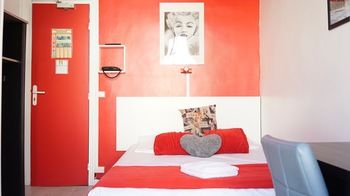 2308961-des-dames.jpg